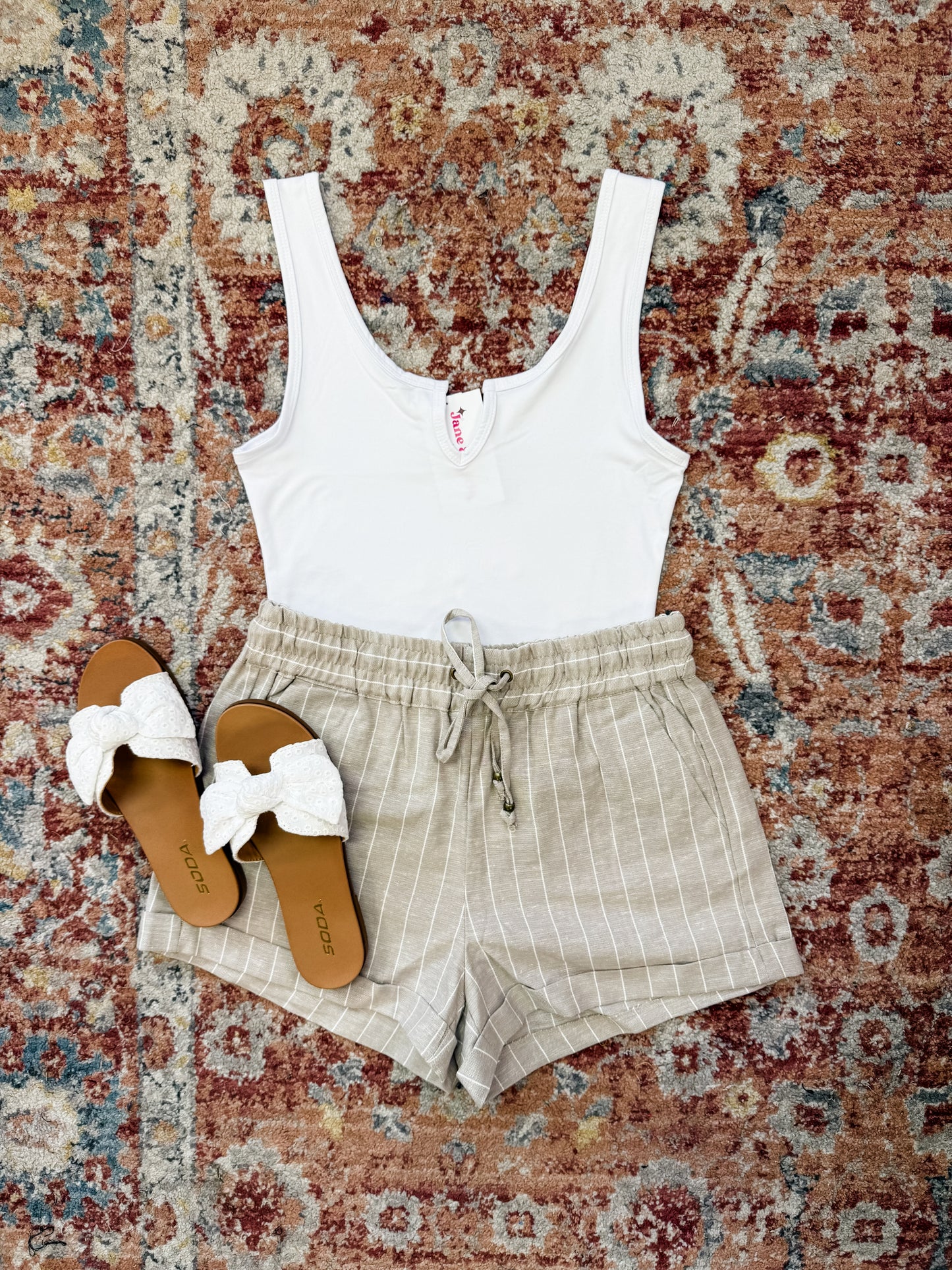 Beige Linen Shorta