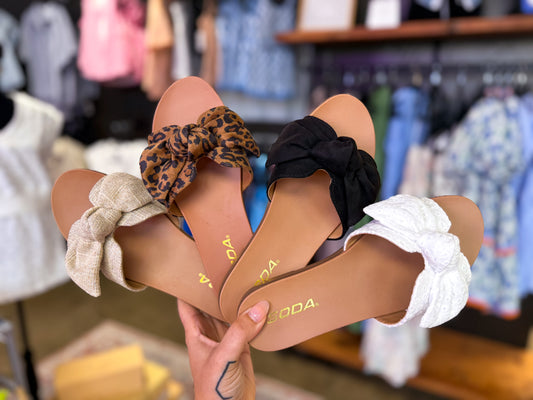 Bow Sandals-4 colors!