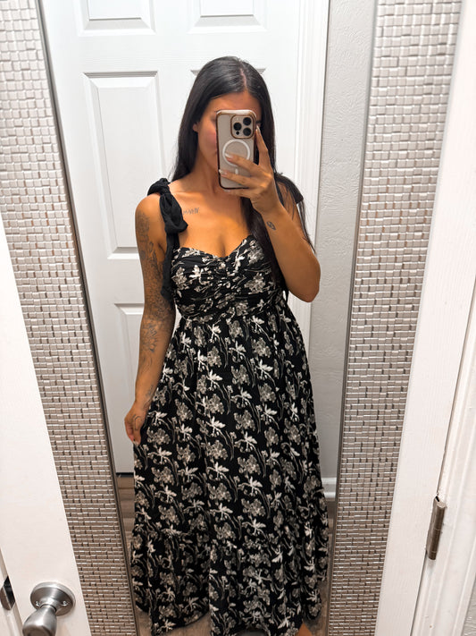 Enchanted Lovers Floral Dress
