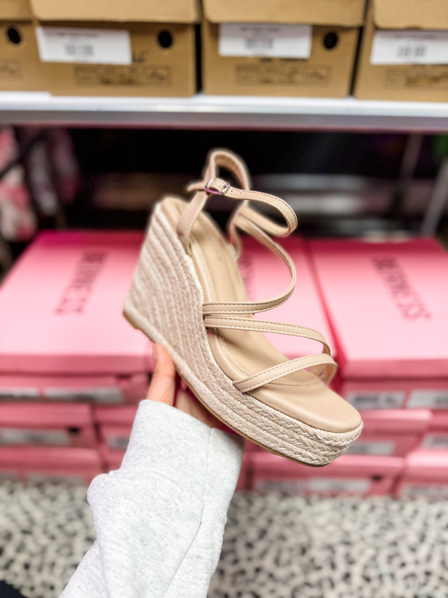 Leah Wedges- Beige