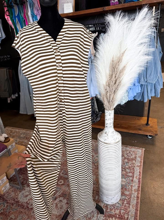 Reese Striped Jumpsuit - Chic & Comfortable Style